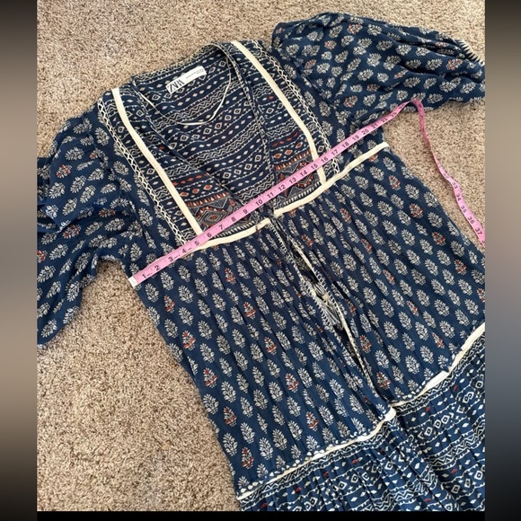 Zara Embroidered Kimono with Tassels Size - Medium-Large - Picture 11 of 12